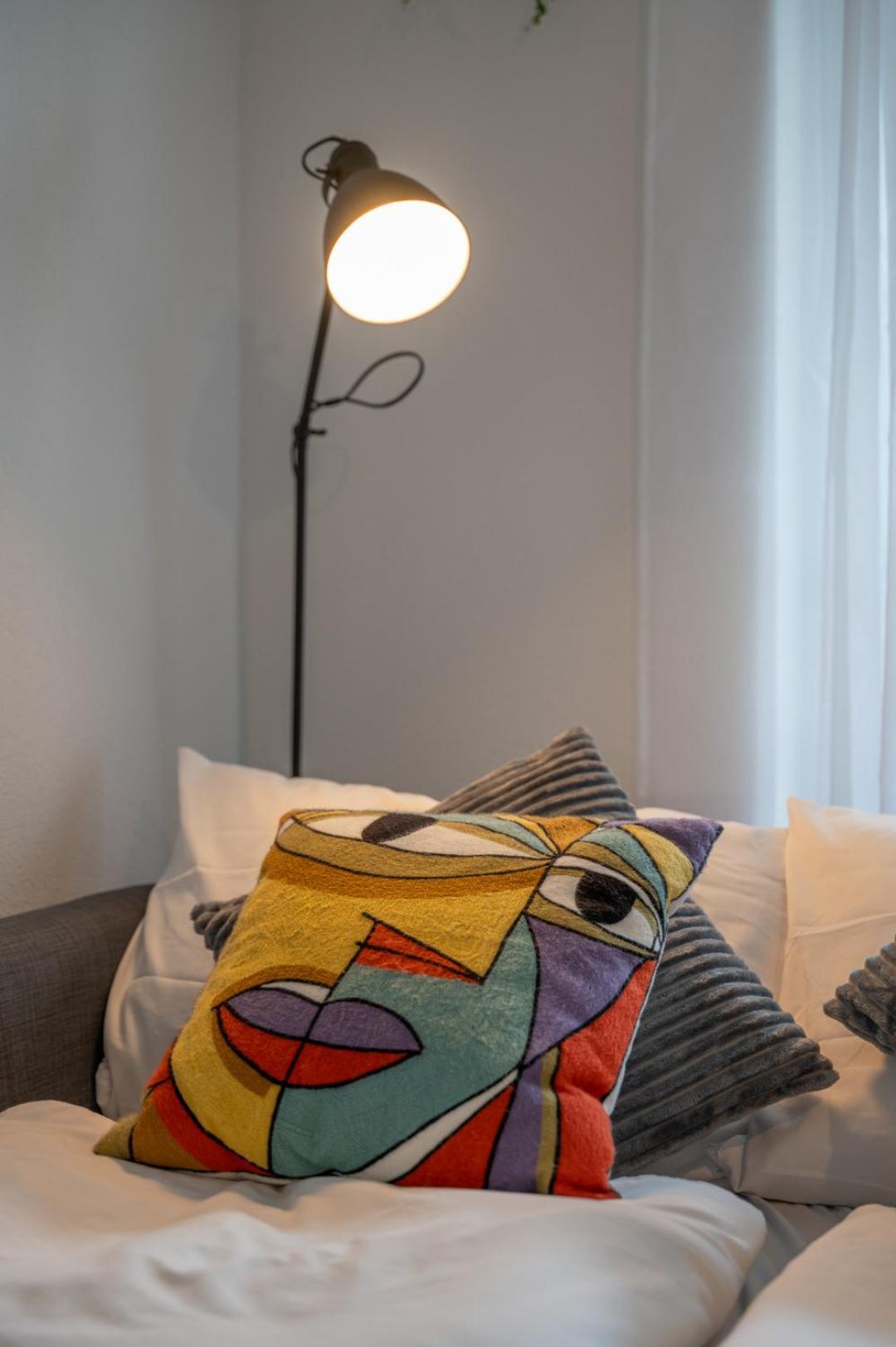 Special Primero Picasso Apartment Basel, Bahnhof Grossbasel 10-Star Exterior photo